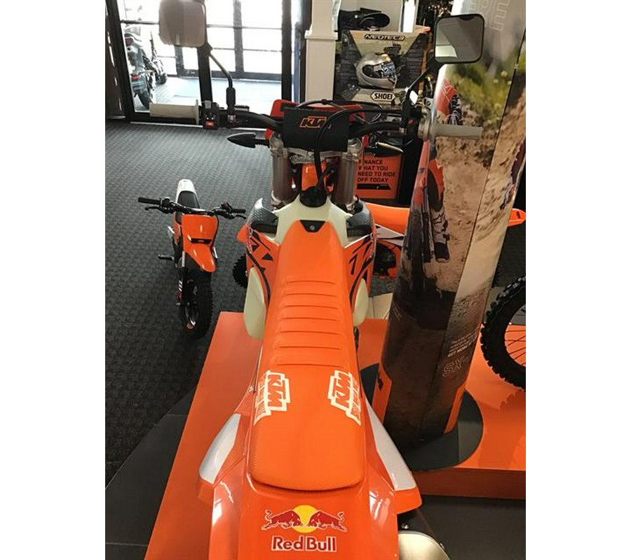 2025 KTM 350 EXC-F Champion Edition