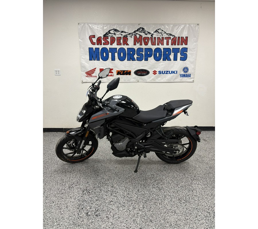 2023 CFMOTO 300NK - C0585