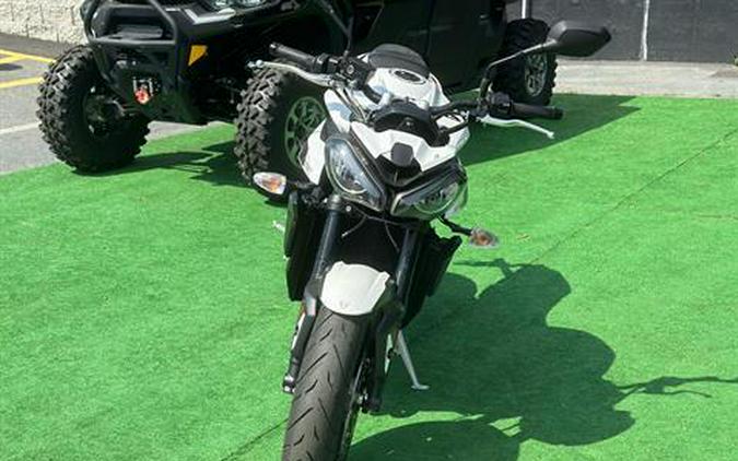 2024 Triumph Street Triple 765 R