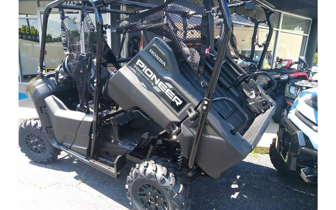 2025 Honda PIONEER 700-4 DELUXE Deluxe - Black Forest Green