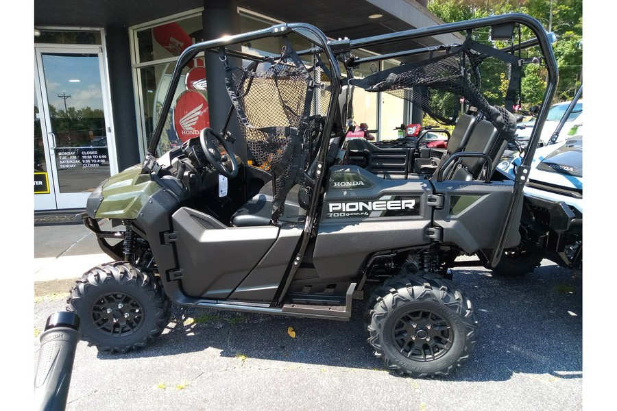 2025 Honda PIONEER 700-4 DELUXE Deluxe - Black Forest Green