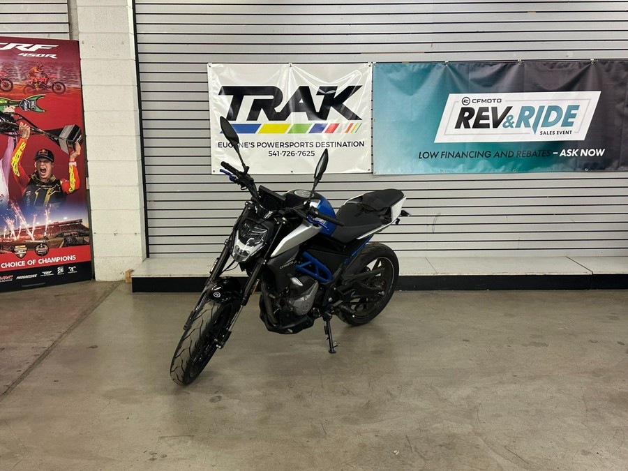 2022 CFMOTO 300NK