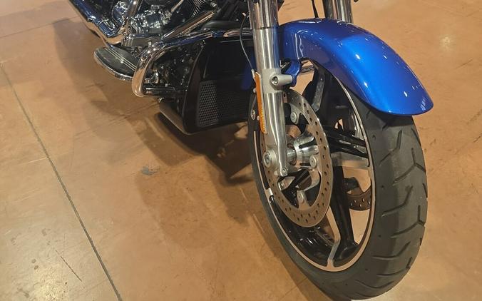 2025 Harley-Davidson® Street Glide® Blue Burst