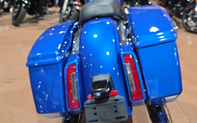 2025 Harley-Davidson® Street Glide® Blue Burst