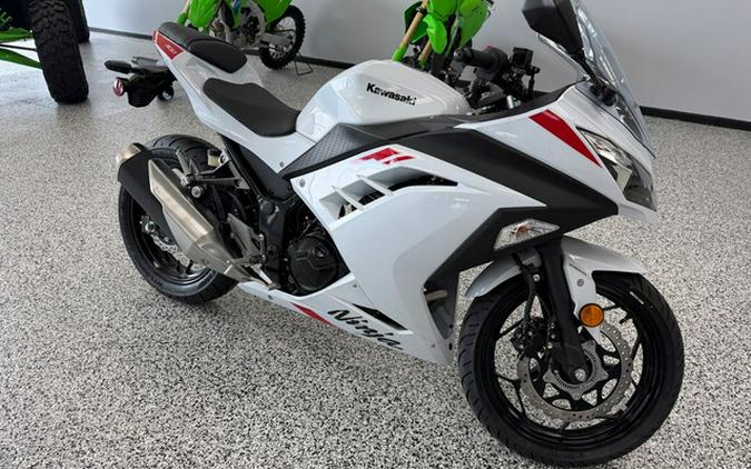 2026 Kawasaki Ninja 300 ABS