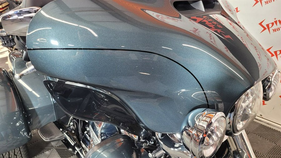2020 Harley Davidson TRI Glide Flhtcutg