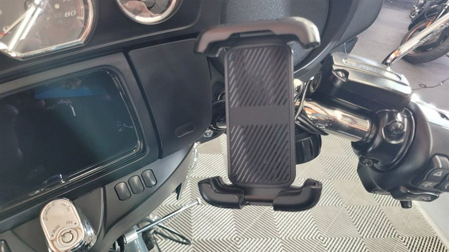 2020 Harley Davidson TRI Glide Flhtcutg