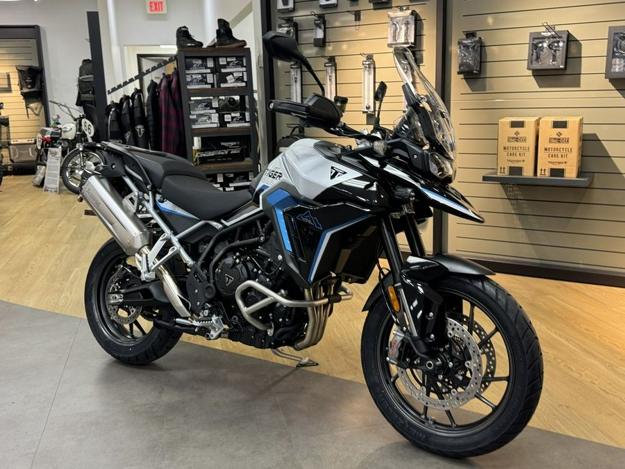 2026 Triumph Tiger 900 Alpine Edition