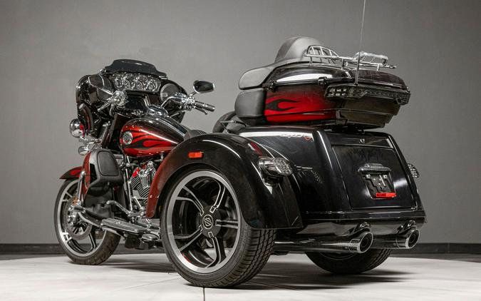 2022 Harley-Davidson CVO Tri Glide