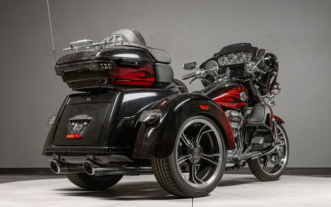 2022 Harley-Davidson CVO Tri Glide