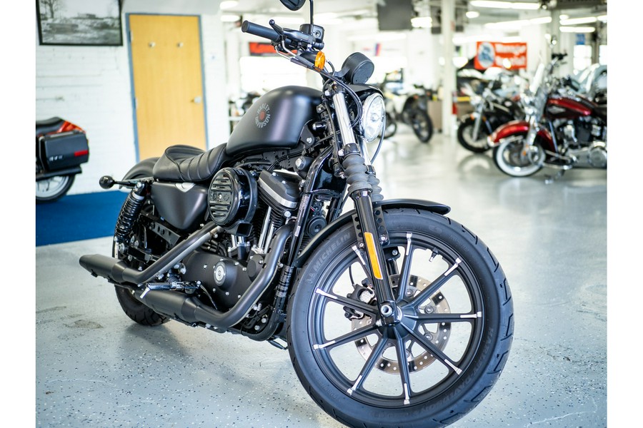 2021 Harley-Davidson® Iron 883™