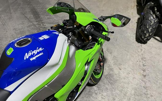 2024 Kawasaki Ninja® ZX™-10R 40th Anniversary Edition ABS