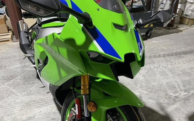 2024 Kawasaki Ninja® ZX™-10R 40th Anniversary Edition ABS