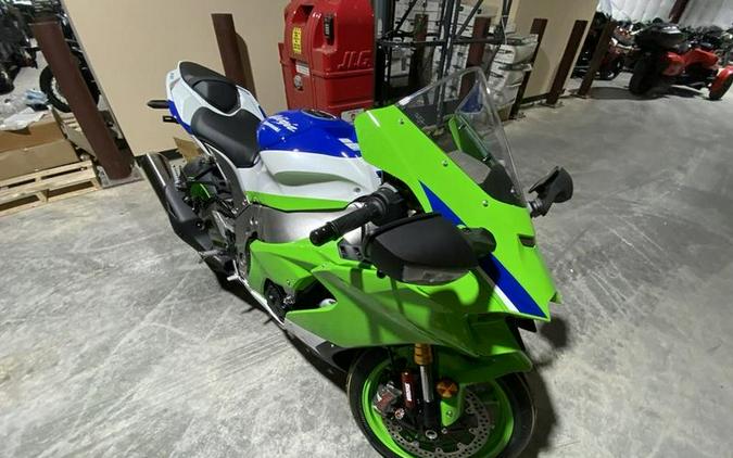 2024 Kawasaki Ninja® ZX™-10R 40th Anniversary Edition ABS