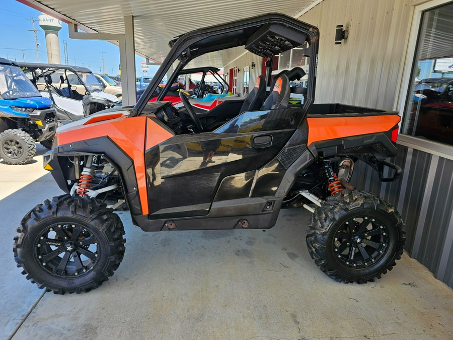 2016 Polaris GENERAL™ 1000 EPS Deluxe