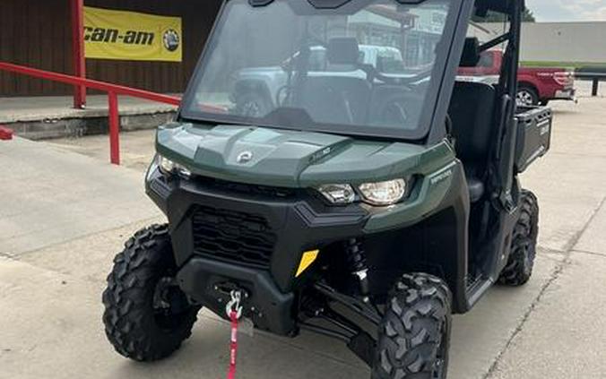 2024 Can-Am® Defender DPS HD10 Tundra Green