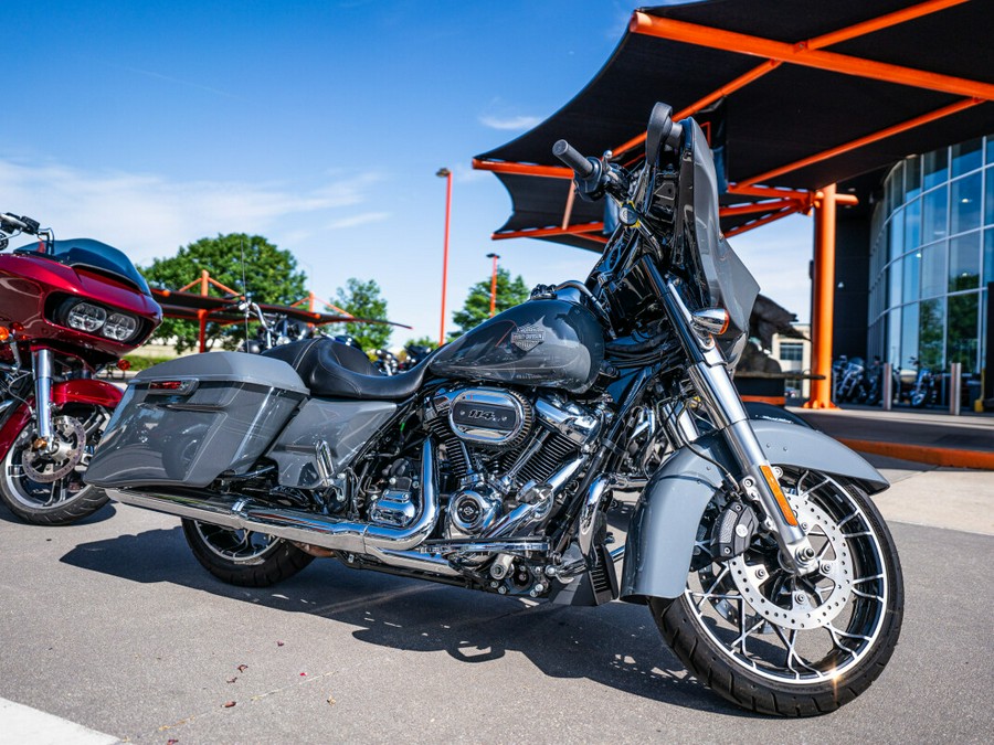 2022 Harley-Davidson Street Glide Special Gunship Gray