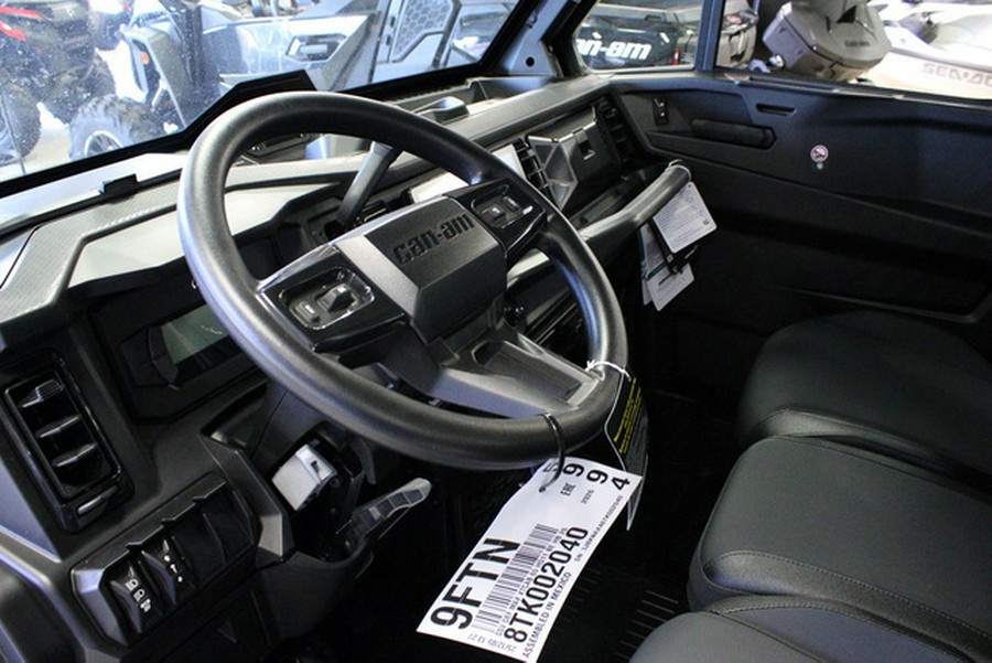 2026 Can-Am Defender MAX XT CAB HD11 With 10.25 In.Display