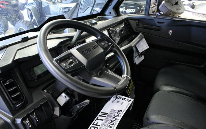 2026 Can-Am Defender MAX XT CAB HD11 With 10.25 In.Display