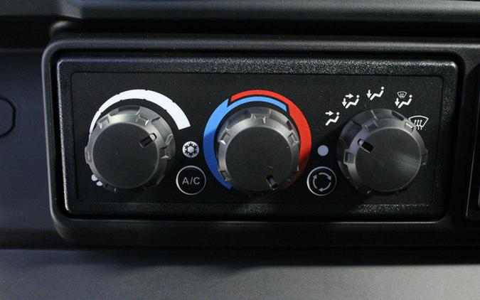 2026 Can-Am Defender MAX XT CAB HD11 With 10.25 In.Display