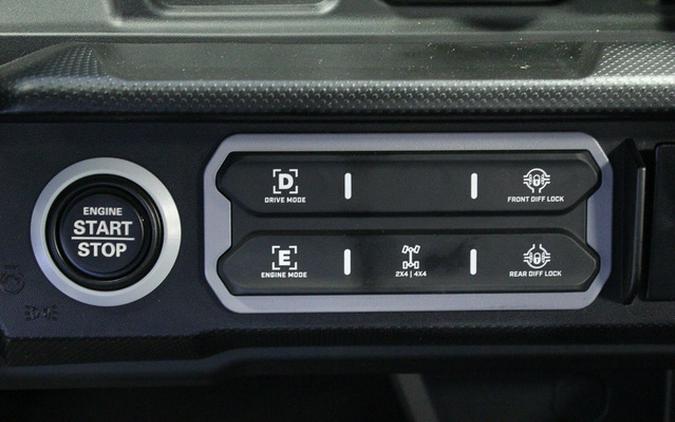 2026 Can-Am Defender MAX XT CAB HD11 With 10.25 In.Display