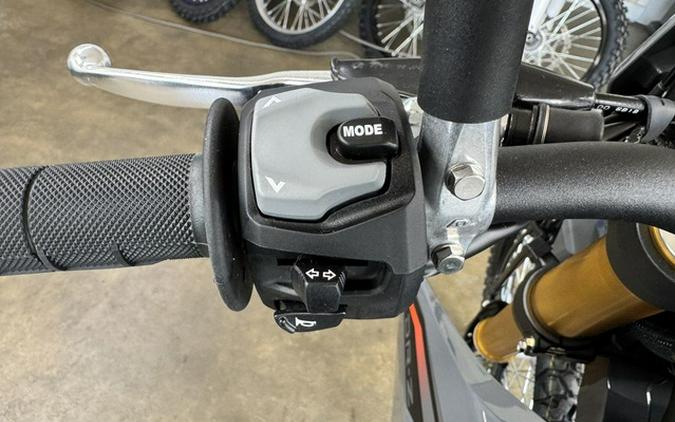 2026 Suzuki DR-Z 4S