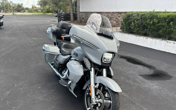 2025 Harley-Davidson Street Glide FLHXU - Ultra