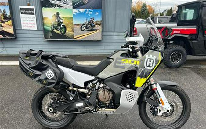 2025 Husqvarna Norden 901 Expedition