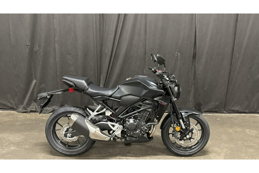 2025 Honda CB300R ABS