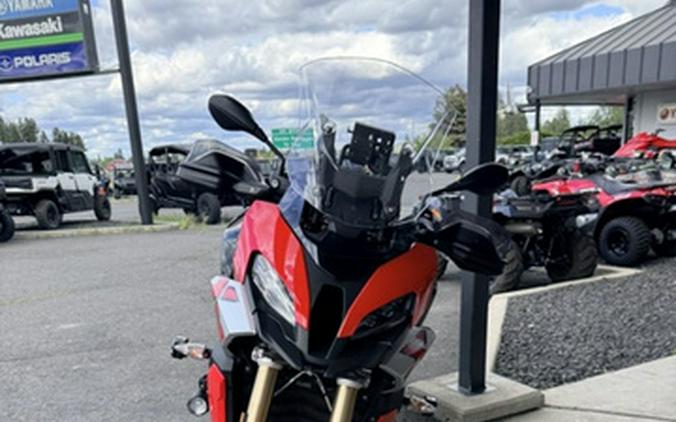 2021 BMW S 1000 XR Racing Red