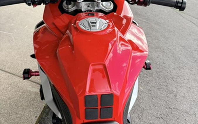2021 BMW S 1000 XR Racing Red