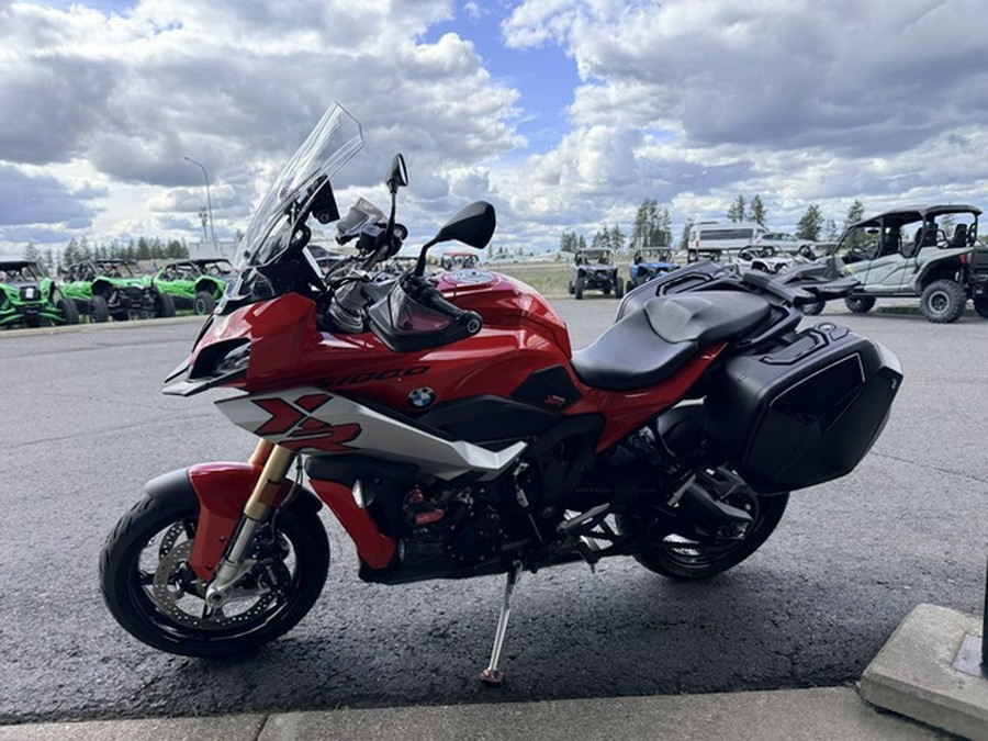 2021 BMW S 1000 XR Racing Red