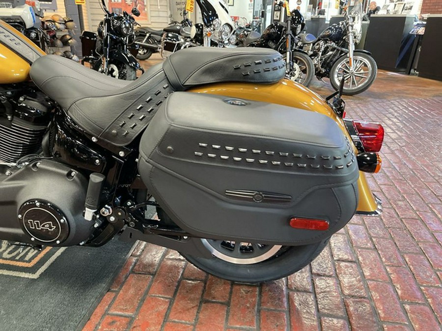 2023 Harley-Davidson FLHCS - Heritage Classic