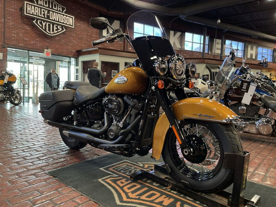 2023 Harley-Davidson FLHCS - Heritage Classic