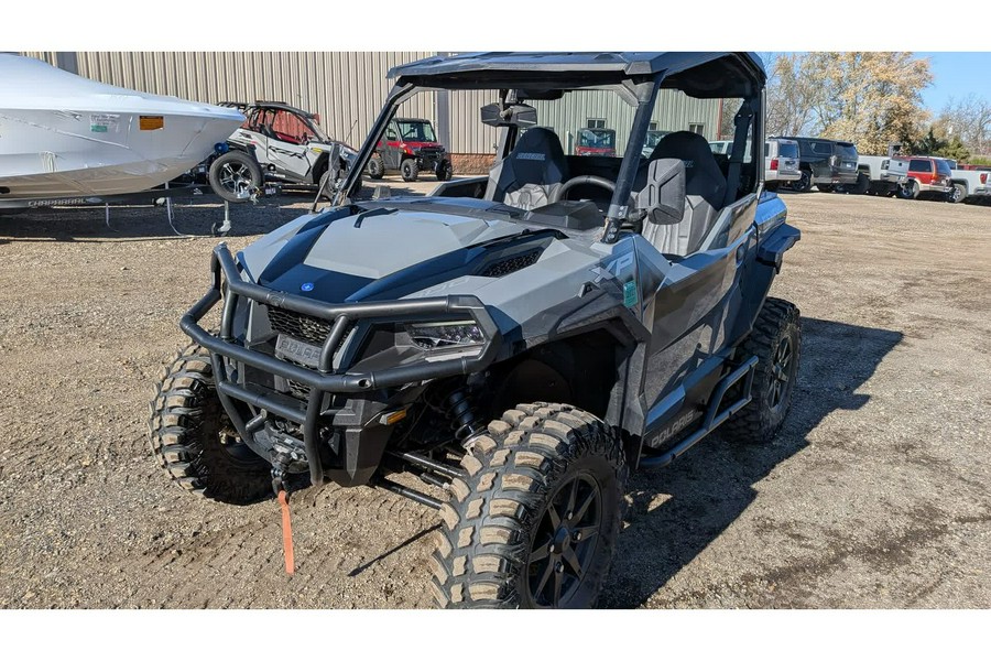 2023 Polaris GENERAL XP 1000 Ultimate. Ride command and heat!