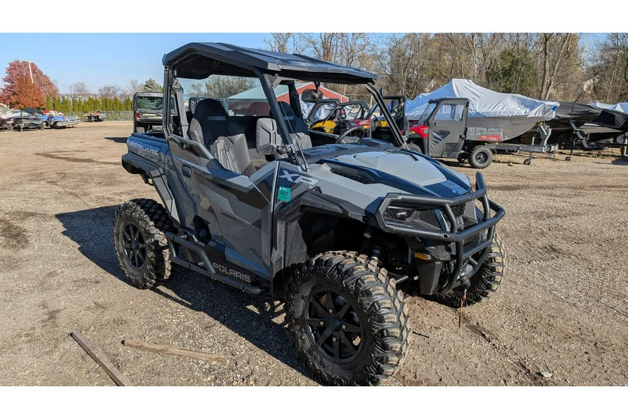 2023 Polaris GENERAL XP 1000 Ultimate. Ride command and heat!