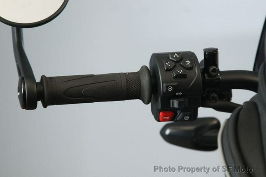 2023 Triumph Trident 660 Two-Tone