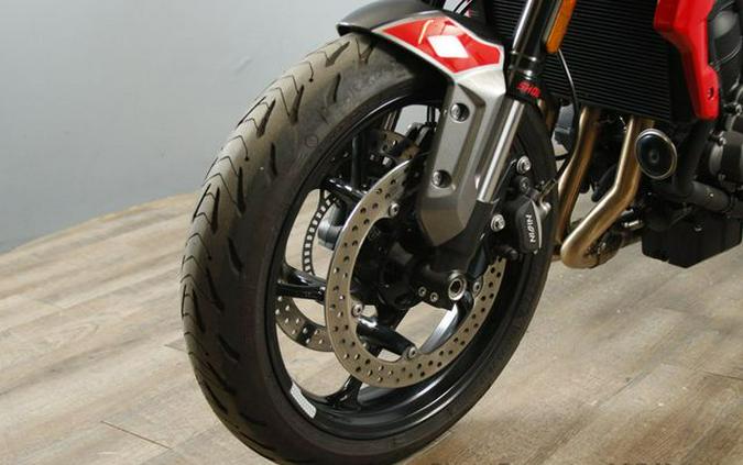 2023 Triumph Trident 660 Two-Tone