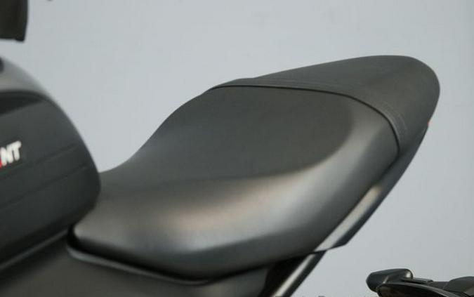 2023 Triumph Trident 660 Two-Tone