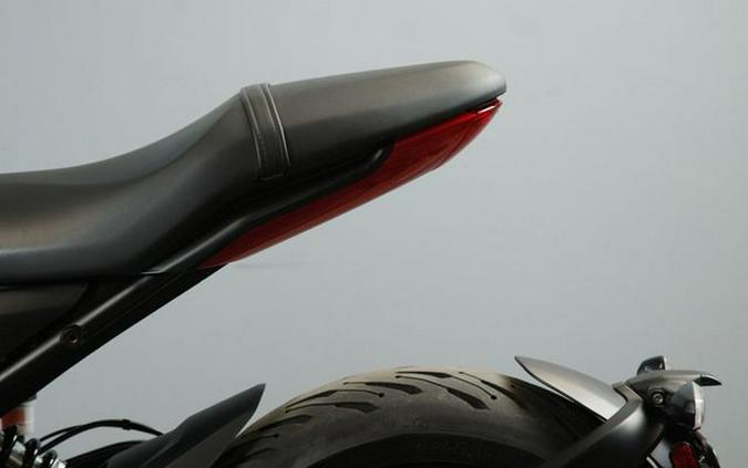 2023 Triumph Trident 660 Two-Tone