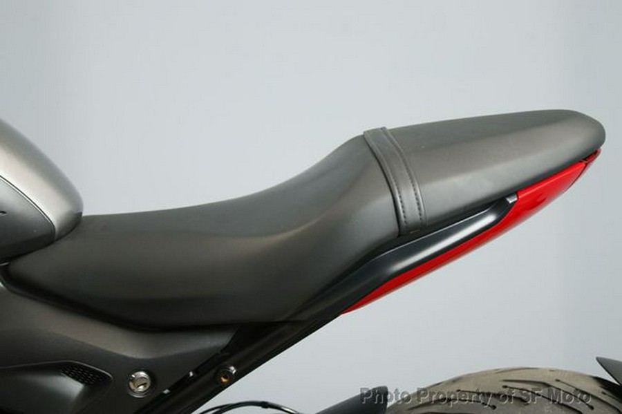 2023 Triumph Trident 660 Two-Tone