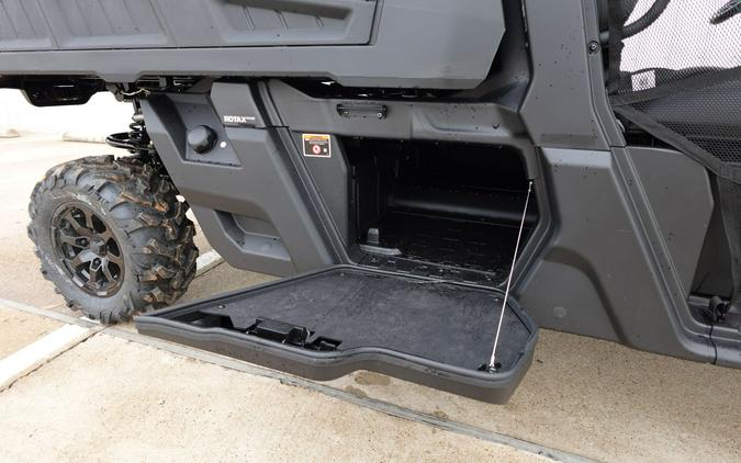 2026 Can-Am Defender PRO XT