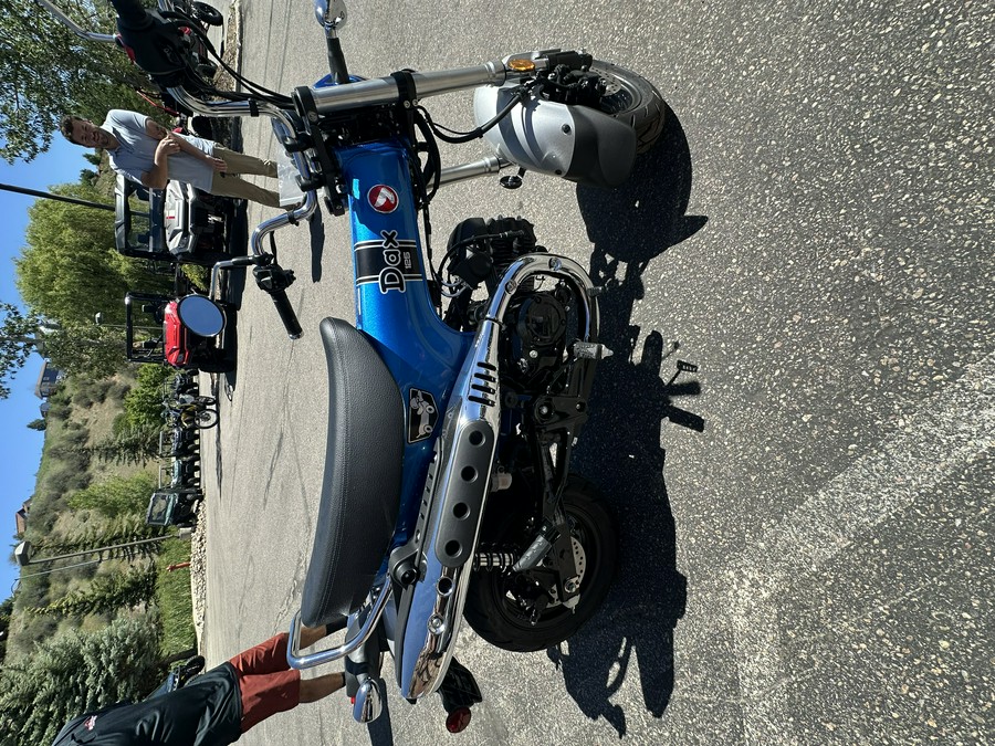 2025 HONDA DAX125 Pearl Glittering Blue - HM4495
