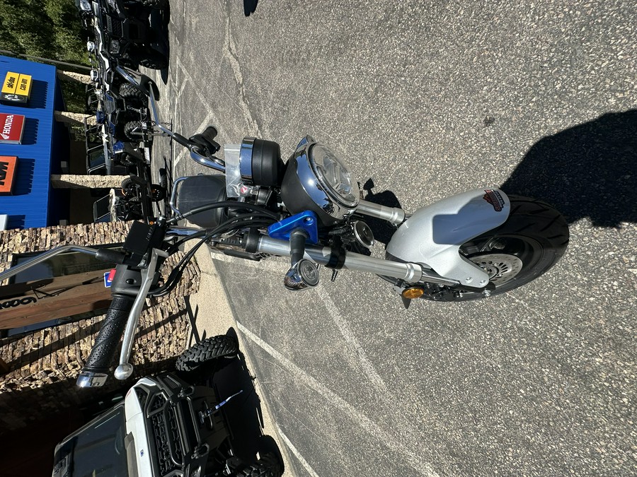 2025 HONDA DAX125 Pearl Glittering Blue - HM4495