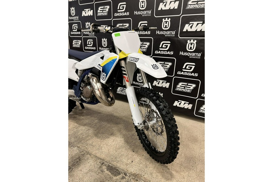 2025 TC 150 - Husqvarna Motorcycles