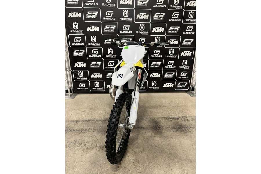 2025 TC 150 - Husqvarna Motorcycles