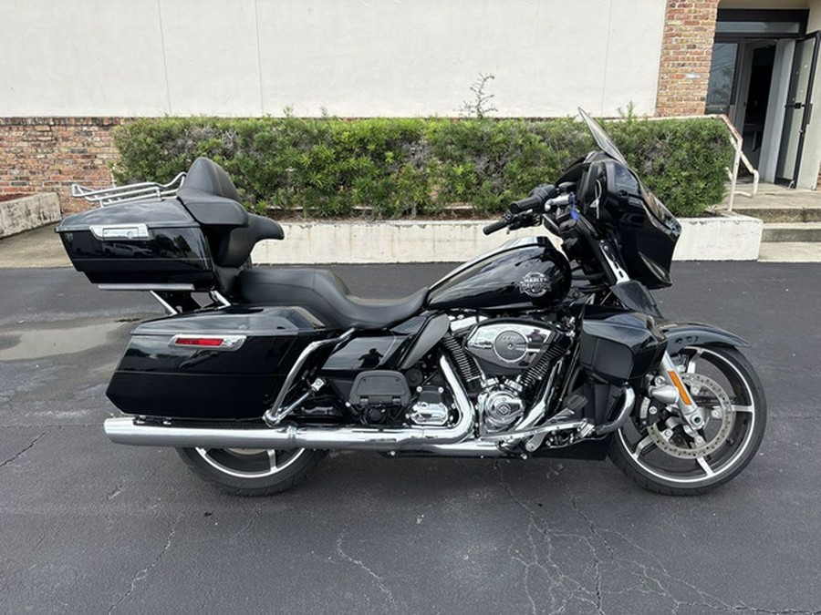 2025 Harley-Davidson Street Glide FLHXU - Ultra