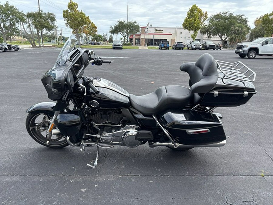 2025 Harley-Davidson Street Glide FLHXU - Ultra
