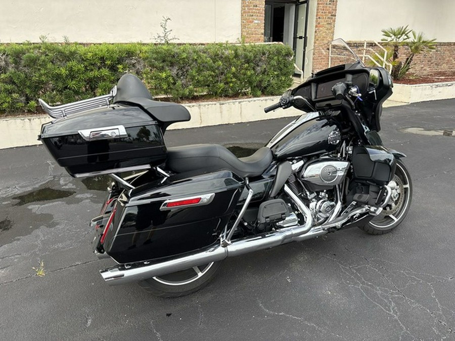 2025 Harley-Davidson Street Glide FLHXU - Ultra