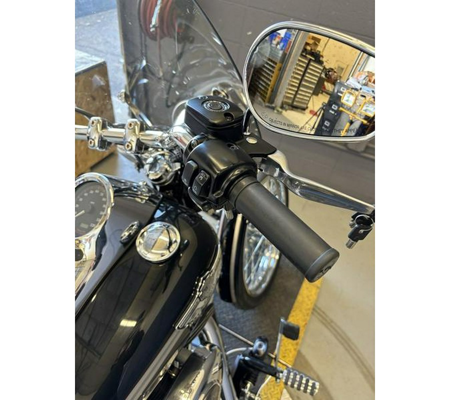 2003 Harley-Davidson® FXSTD - Softail® Deuce